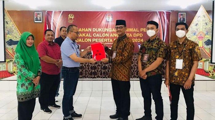 KPU Jawa Tengah Terima Surat Dukungan DPD RI Dari Bambang Sutrisno
